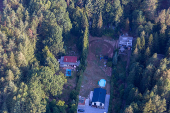 Au Kleiner Höchst à Ludwigswinkel dans le département Rhénanie-Palatinat, Allemagne d'en haut