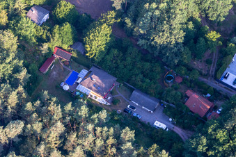 Au Saufelsen à Ludwigswinkel dans le département Rhénanie-Palatinat, Allemagne hors des airs