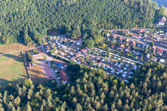 Vue oblique de Camping Club Pirmans à Schöntalweiher à le quartier Schöntal in Ludwigswinkel dans le département Rhénanie-Palatinat, Allemagne