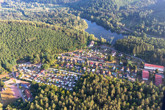 Vue aérienne de Complexe de maisons de vacances à Schöntal à le quartier Schöntal in Ludwigswinkel dans le département Rhénanie-Palatinat, Allemagne