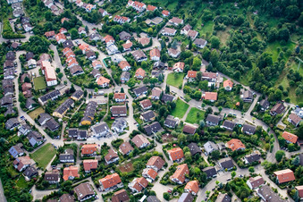 Enregistrement par drone de Ehbühl, Kirchhalde à Herrenberg dans le département Bade-Wurtemberg, Allemagne