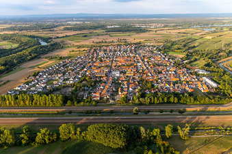 Quartier Rußheim in Dettenheim dans le département Bade-Wurtemberg, Allemagne vue d'en haut