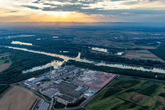 Photographie aérienne de Démantèlement de la centrale nucléaire, place au courant continu à Philippsburg dans le département Bade-Wurtemberg, Allemagne