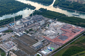 Démantèlement de la centrale nucléaire, place au courant continu à Philippsburg dans le département Bade-Wurtemberg, Allemagne d'en haut