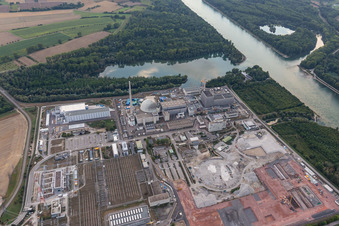 Démantèlement de la centrale nucléaire, place au courant continu à Philippsburg dans le département Bade-Wurtemberg, Allemagne hors des airs