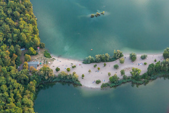 Vue aérienne de Zone de loisirs locale Mechtersheim à le quartier Mechtersheim in Römerberg dans le département Rhénanie-Palatinat, Allemagne