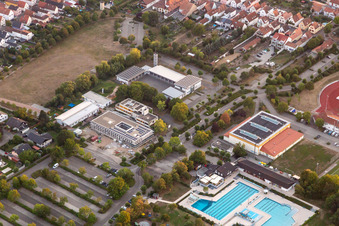 Vue aérienne de Nouvelle mairie du VG Offenbach à Offenbach an der Queich dans le département Rhénanie-Palatinat, Allemagne