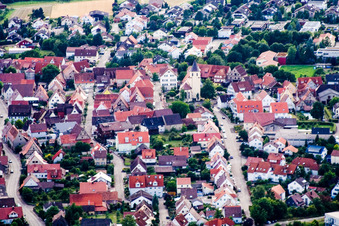 Vue aérienne de Village - Vue à le quartier Gültstein in Herrenberg dans le département Bade-Wurtemberg, Allemagne