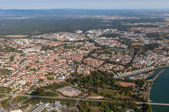 Speyer dans le département Rhénanie-Palatinat, Allemagne vue d'en haut
