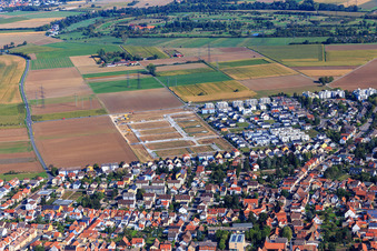 Photographie aérienne de Nouvelle zone de développement "Mitten im Feld" et Odenwaldstr à Heddesheim dans le département Bade-Wurtemberg, Allemagne