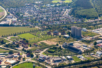 Vue aérienne de Ermitage à Waghäusel dans le département Bade-Wurtemberg, Allemagne