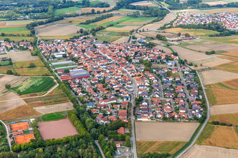 Quartier Hardtwald in Neupotz dans le département Rhénanie-Palatinat, Allemagne depuis l'avion