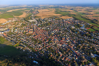 Photographie aérienne de Vue de la ville depuis l'ouest à Bad Bergzabern dans le département Rhénanie-Palatinat, Allemagne