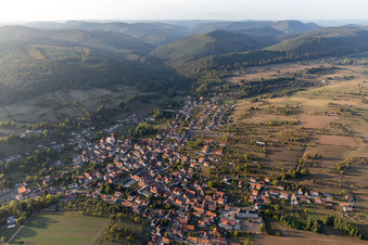 Lembach dans le département Bas Rhin, France d'en haut