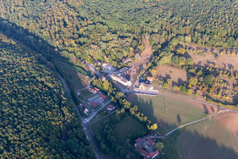 Vue aérienne de Liebfrauenthal, Hôtel Restaurant Traiteur Le Palais Gourmand à Gœrsdorf dans le département Bas Rhin, France