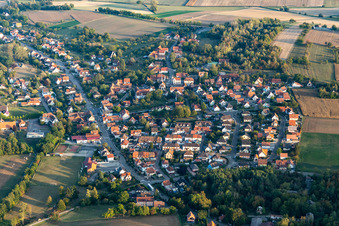 Merkwiller-Pechelbronn dans le département Bas Rhin, France depuis l'avion