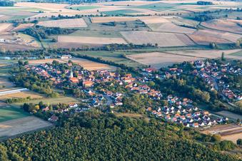Enregistrement par drone de Kutzenhausen dans le département Bas Rhin, France