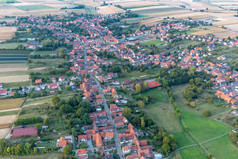 Seebach dans le département Bas Rhin, France d'un drone