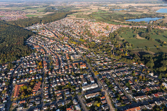 Vue d'oiseau de Jockgrim dans le département Rhénanie-Palatinat, Allemagne