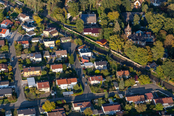 Rue Germersheimer, rue Kandeler à Jockgrim dans le département Rhénanie-Palatinat, Allemagne hors des airs