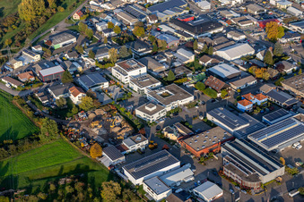 Vue aérienne de Centre informatique de l'Église de la Fondation du sud-ouest de l'Allemagne à le quartier Eggenstein in Eggenstein-Leopoldshafen dans le département Bade-Wurtemberg, Allemagne