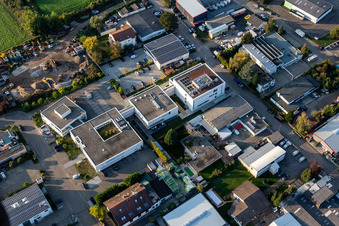 Vue oblique de Centre informatique de l'Église de la Fondation du sud-ouest de l'Allemagne à le quartier Eggenstein in Eggenstein-Leopoldshafen dans le département Bade-Wurtemberg, Allemagne