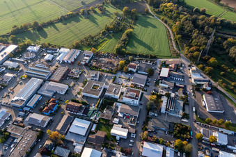 Centre informatique de l'Église de la Fondation du sud-ouest de l'Allemagne à le quartier Eggenstein in Eggenstein-Leopoldshafen dans le département Bade-Wurtemberg, Allemagne hors des airs