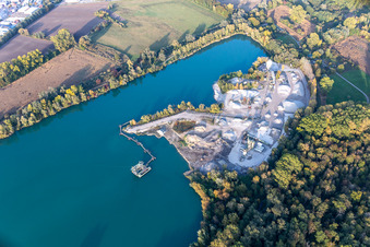 Vue aérienne de Recyclage Schempp à le quartier Neureut in Karlsruhe dans le département Bade-Wurtemberg, Allemagne