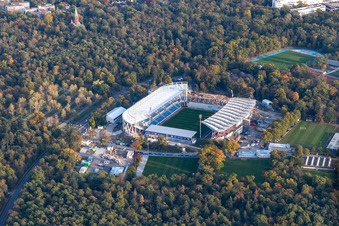 Vue aérienne de Chantier de construction du nouveau Wildparkstadion du KSC à le quartier Innenstadt-Ost in Karlsruhe dans le département Bade-Wurtemberg, Allemagne