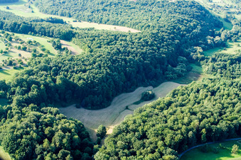 Réserve naturelle de Kettelbachtal à le quartier Obernhausen in Birkenfeld dans le département Bade-Wurtemberg, Allemagne vue d'en haut