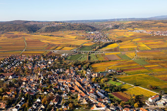 Quartier Jerusalemsberg in Kirchheim an der Weinstraße dans le département Rhénanie-Palatinat, Allemagne d'en haut