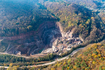 Vue aérienne de Granit du Palatinat à Waldhambach dans le département Rhénanie-Palatinat, Allemagne