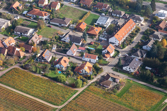Quartier Schweigen in Schweigen-Rechtenbach dans le département Rhénanie-Palatinat, Allemagne depuis l'avion