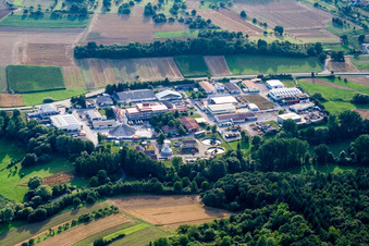 Vue aérienne de Zone commerciale de Glauberstr à le quartier Dietenhausen in Keltern dans le département Bade-Wurtemberg, Allemagne