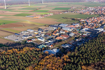 Vue aérienne de Zone commerciale Im Gereut à Hatzenbühl dans le département Rhénanie-Palatinat, Allemagne