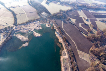 Vue aérienne de Lac Epple au Tankgraben à Neuburg am Rhein dans le département Rhénanie-Palatinat, Allemagne