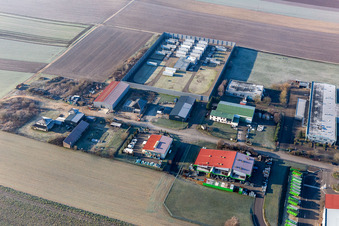 Niederlauterbach dans le département Bas Rhin, France d'un drone