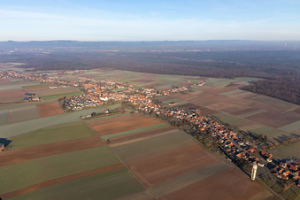Schleithal dans le département Bas Rhin, France du point de vue du drone
