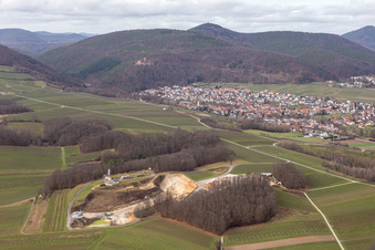 Vue aérienne de Décharge à le quartier Gleiszellen in Gleiszellen-Gleishorbach dans le département Rhénanie-Palatinat, Allemagne