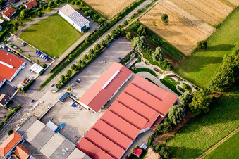 Image drone de Vogelsitze GmbH, Kleinsteinbacherstraße 44 à le quartier Stupferich in Karlsruhe dans le département Bade-Wurtemberg, Allemagne