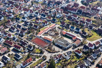 Vue aérienne de Gymnase de l'école Malmsheim à le quartier Malmsheim in Renningen dans le département Bade-Wurtemberg, Allemagne