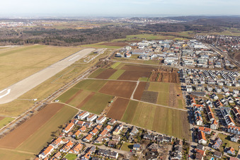 Vue aérienne de Piste d'essai de Robert Bosch GmbH à Renningen dans le département Bade-Wurtemberg, Allemagne