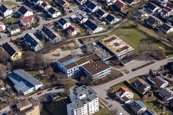 Vue aérienne de École et manoir Peter Rosegger à Gärtringen dans le département Bade-Wurtemberg, Allemagne