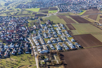 Vue aérienne de Nouvelle zone de développement Auf dem Bühl à le quartier Affstätt in Herrenberg dans le département Bade-Wurtemberg, Allemagne