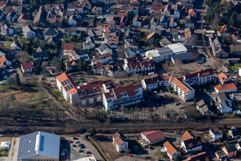 Vue aérienne de Fondation Caritas Senior Center Hôpital Citoyen à Deidesheim dans le département Rhénanie-Palatinat, Allemagne