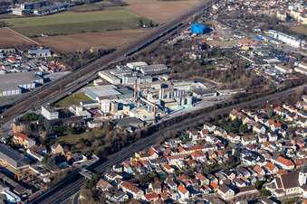 Vue aérienne de Site de l'usine Wöllner GmbH à le quartier Rheingönheim in Ludwigshafen am Rhein dans le département Rhénanie-Palatinat, Allemagne
