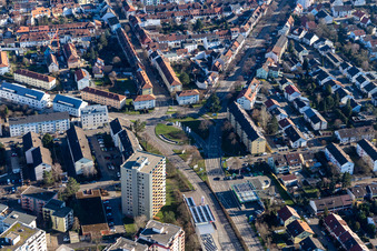 Vue aérienne de Rond-point à Schwetzingen dans le département Bade-Wurtemberg, Allemagne