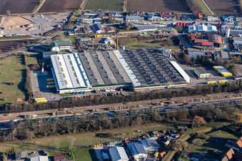 Vue aérienne de Locaux de l'usine de Smurfit Kappa Wellpappe Südwest GmbH à Sankt Leon-Red à le quartier Sankt Leon in St. Leon-Rot dans le département Bade-Wurtemberg, Allemagne