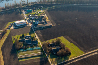 Vue aérienne de Richard Jungkind Compost et copeaux à le quartier Rheinsheim in Philippsburg dans le département Bade-Wurtemberg, Allemagne
