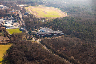 Vue aérienne de Magasin de meubles Ehrmann à Herxheim bei Landau dans le département Rhénanie-Palatinat, Allemagne